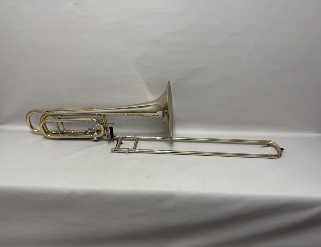 Throja (トローヤ)  900NS 画像 1