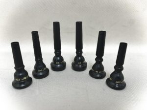 ウィリーズ マウスピース