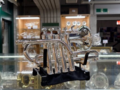 シルキーピッコロトランペット入荷しました