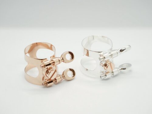 新登場のブルズアイのリガチャー入荷